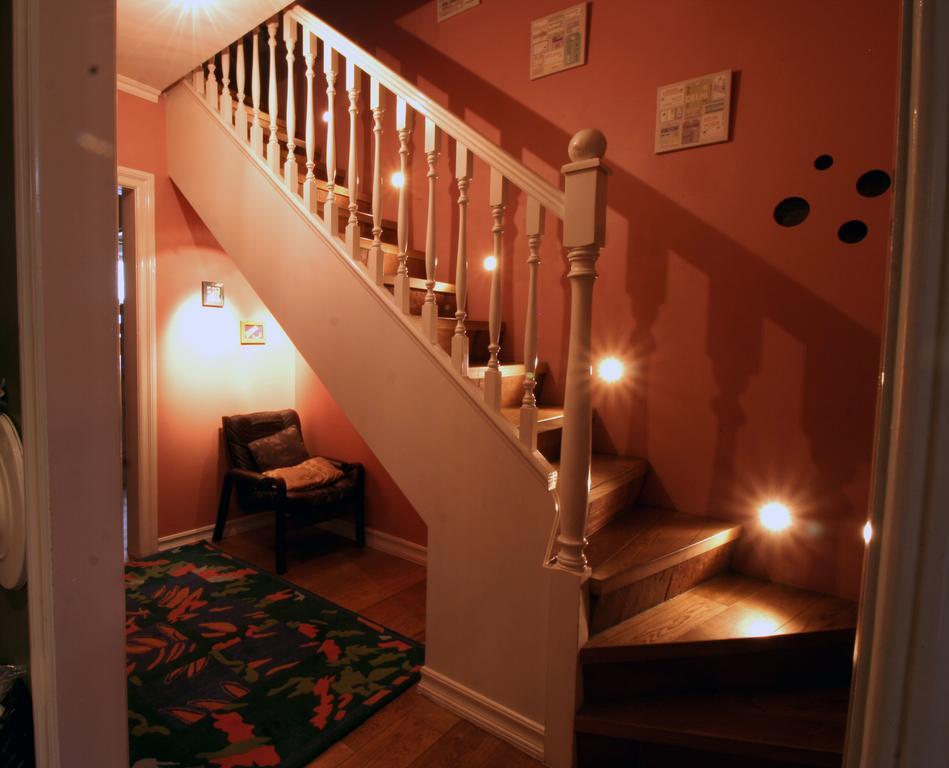 Our House Guesthouse Рейкьявик Экстерьер фото
