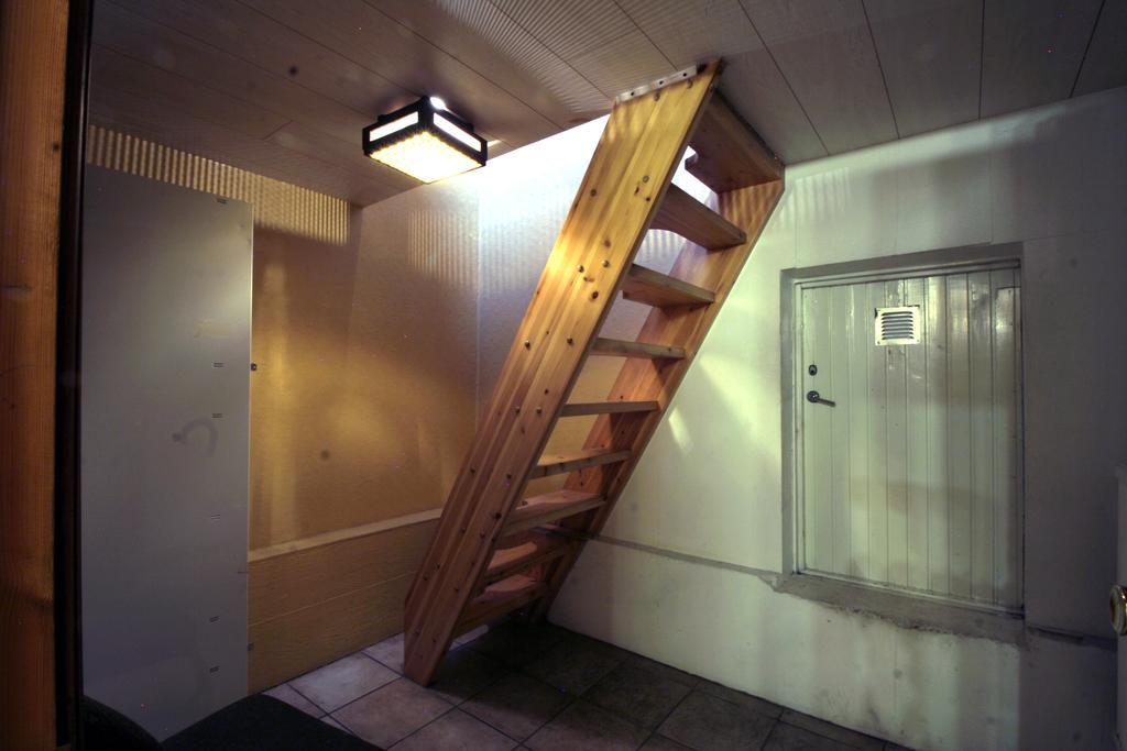 Our House Guesthouse Рейкьявик Экстерьер фото