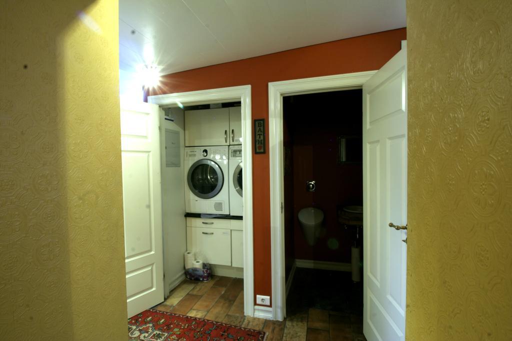 Our House Guesthouse Рейкьявик Экстерьер фото